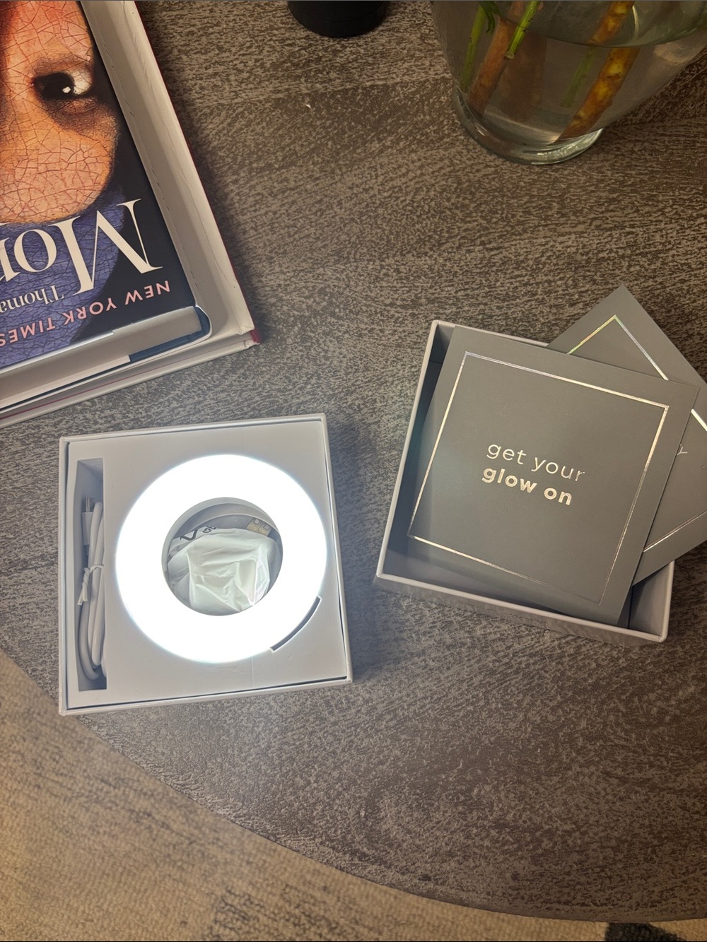 Rechargeable White Clip-On Ring Light for Selfies and Video
